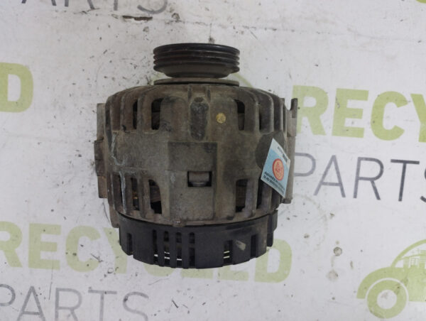 Alternador Renault Clio 1.2 (04302888)