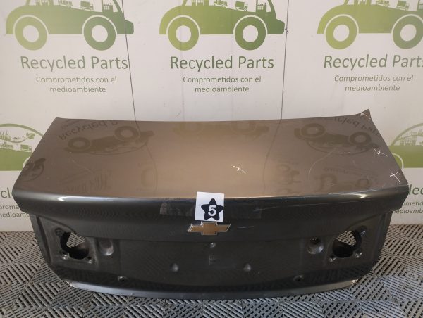 Tapa De Baul Chevrolet Classic (05320393)