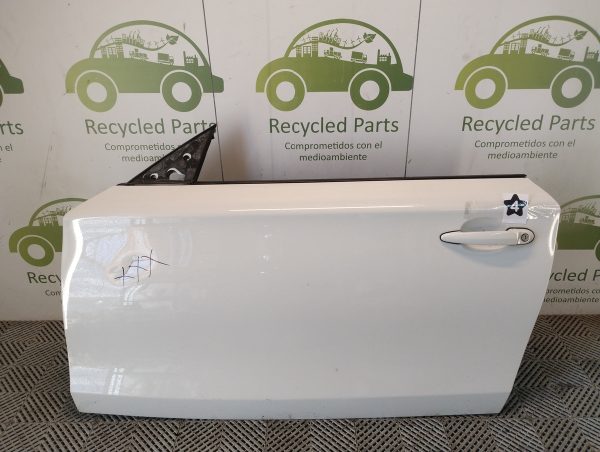 Puerta Delantera Izquierda Bmw 135 (06087213)