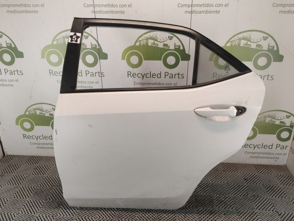 Puerta Trasera Izquierda Toyota Corolla G11 (05960619)