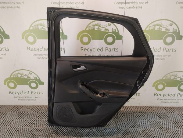 Puerta Trasera Derecha Ford Focus F3 (06023711)