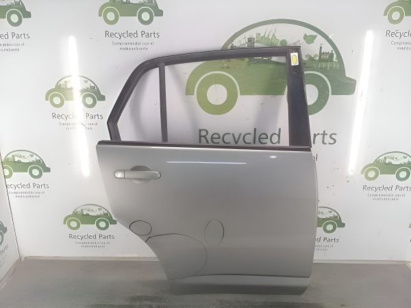 Puerta Trasera Derecha Nissan Tiida 4p (02049366) Lp