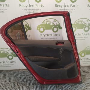 Puerta Trasera Izquierda Peugeot 408 (06508824)
