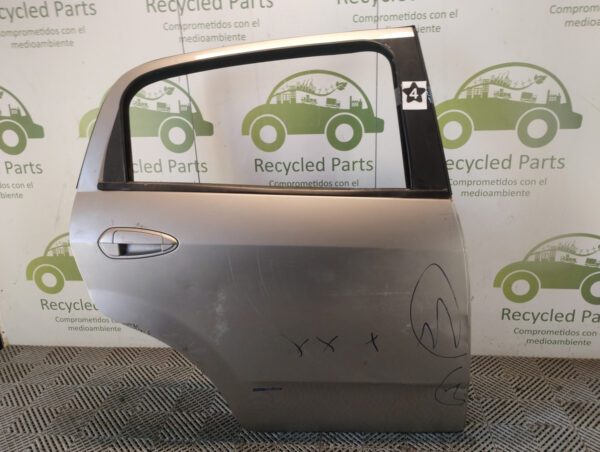 Puerta Trasera Derecha Fiat Punto (05922795)