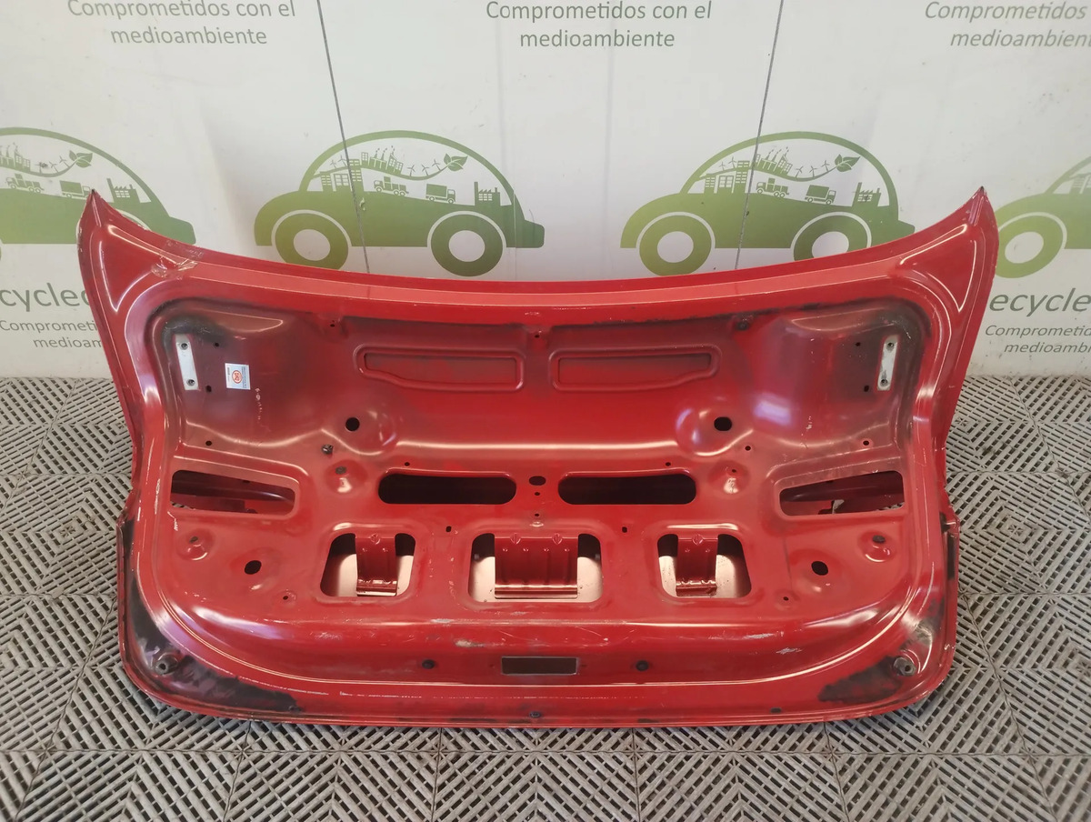 Tapa De Baul Fiat Cronos (06258995)