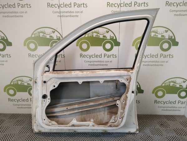Puerta Delantera Derecha Vw Bora (04960628)