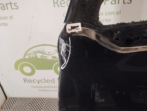 Puerta Delantera Izquierda Peugeot 208 (05925284)