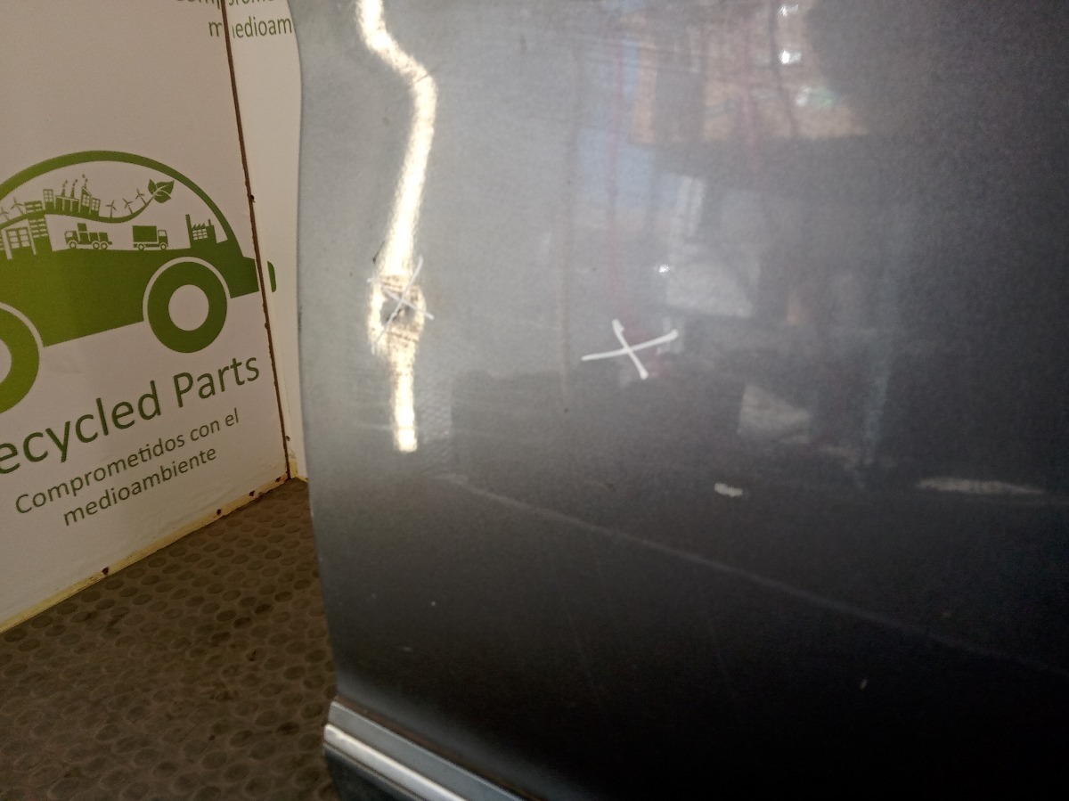 Puerta Trasera Izquierda Mercedes Benz B170 (04554848)