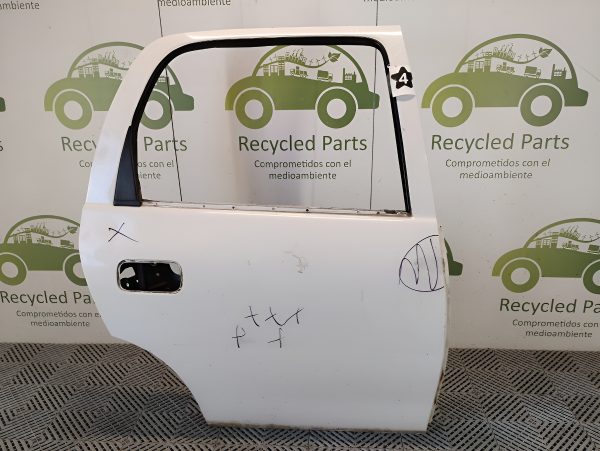 Puerta Trasera Derecha Chevrovlet Corsa (03760822)