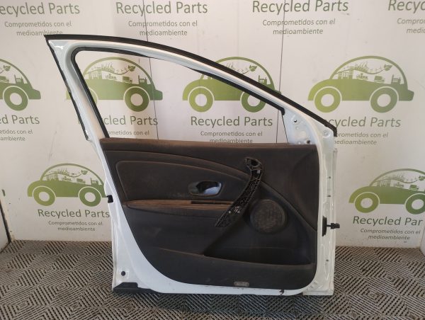 Puerta Delantera Izquierda Renault Fluence (06009094)
