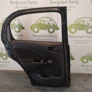 Puerta Trasera Izquierda Toyota Etios 5p (05954463)