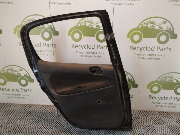 Puerta Trasera Izquierda Peugeot 207 (05503861)