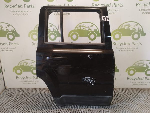 Puerta Trasera Derecha Jeep Patriot (05507410)