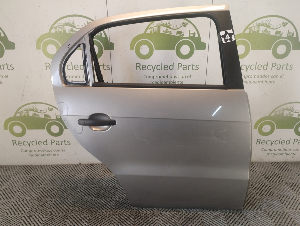 Puerta Trasera Derecha Vw Gol Trend (06770577)