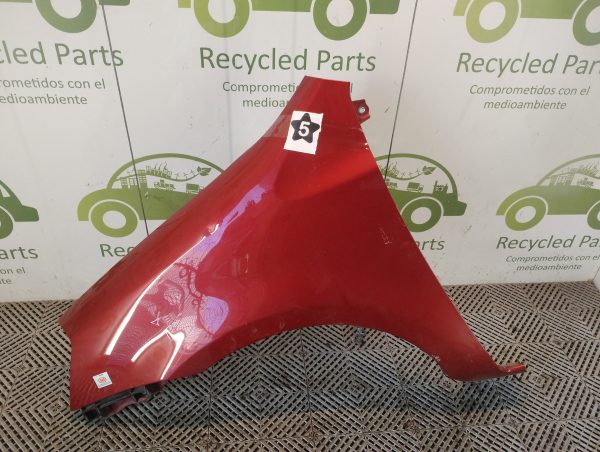 Guardabarro Izquierdo Toyota Etios (05911809)