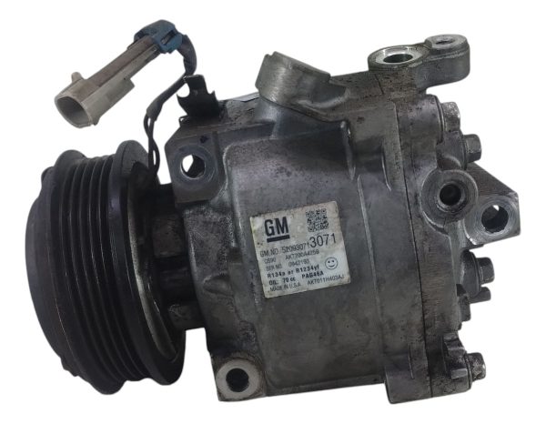 Compresor De A/a Chevrolet Spin 1.8 (05172474)