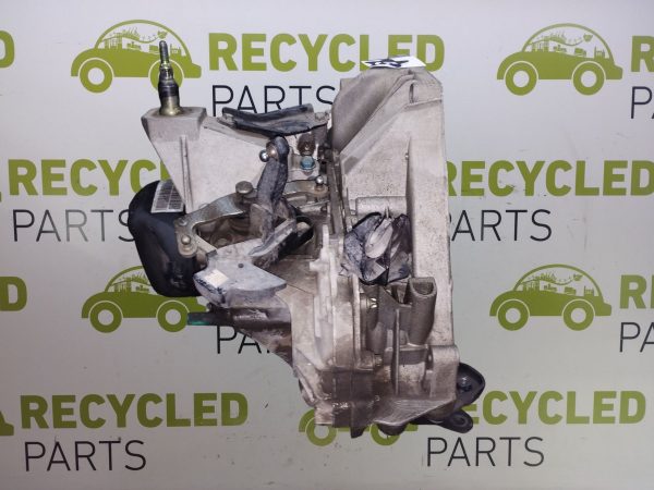 Caja De Velocidades Nissan Kicks 1.6 16v (06358933)