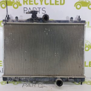 Radiador De Agua Nissan Tiida 1.8 (05617436)