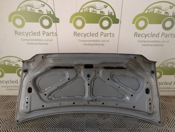 Tapa De Baul Mitsubishi Galant (01736603)