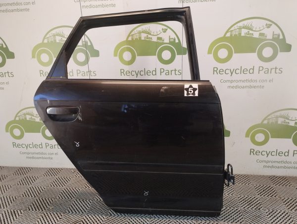 Puerta Trasera Derecha Audi A3 2da (04864092)