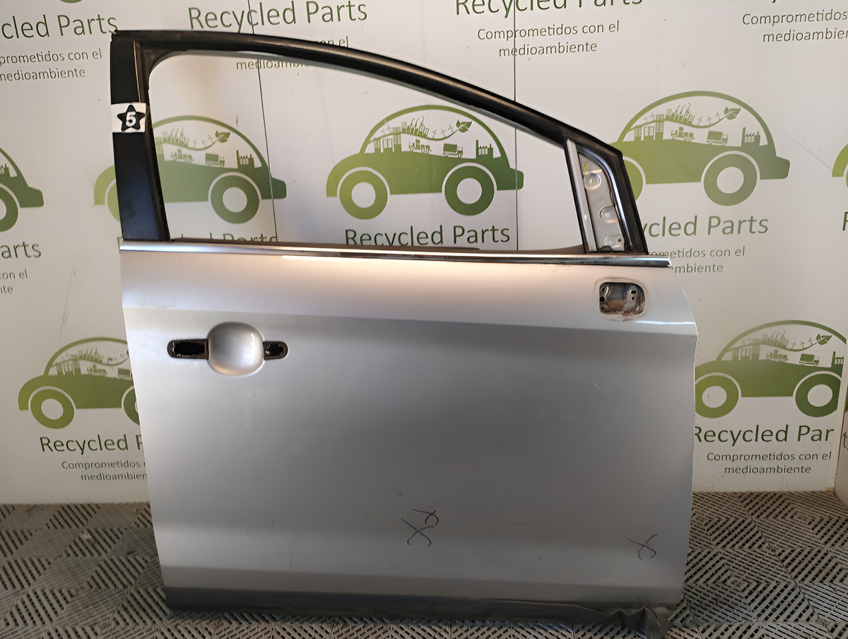 Puerta Delantera Derecha Ford Kuga (05744972)