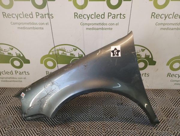 Guardabarro Izquierdo Vw Golf Mk5 (05548389)