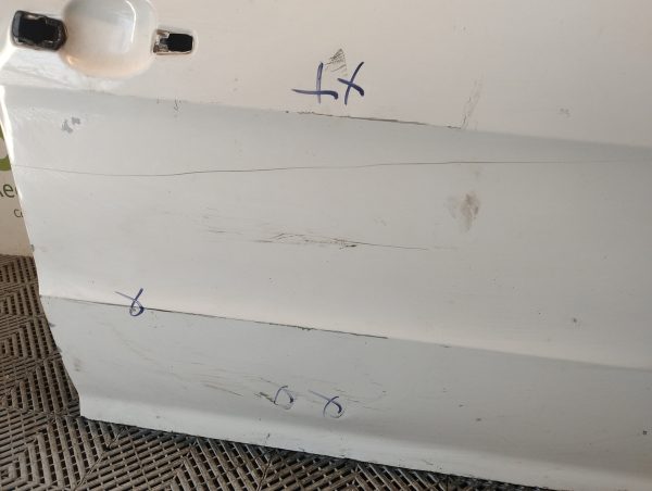 Puerta Delantera Derecha Peugeot 308 (05465393)