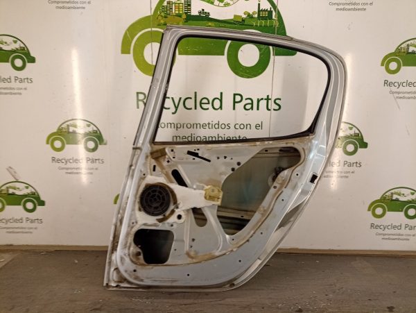 Puerta Trasera Derecha Peugeot 206 (04562033) Lp