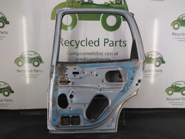 Puerta Trasera Derecha Chevrolet Corsa (04635032)