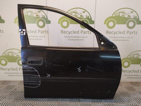 Puerta Delantera Derecha Chevrolet Corsa (05396014)