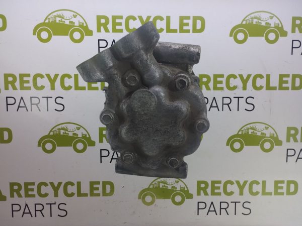 Compresor De A/a Renault Kangoo 1.6 (05926153)