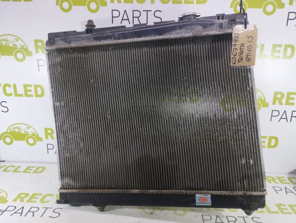 Radiador De Agua Toyota Etios 1.5 At (05679973)