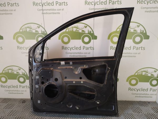 Puerta Delantera Derecha Ford Fiesta Max (04811630)