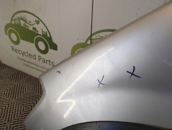Guardabarro Izquierdo Renault Sandero Lv (04289998)