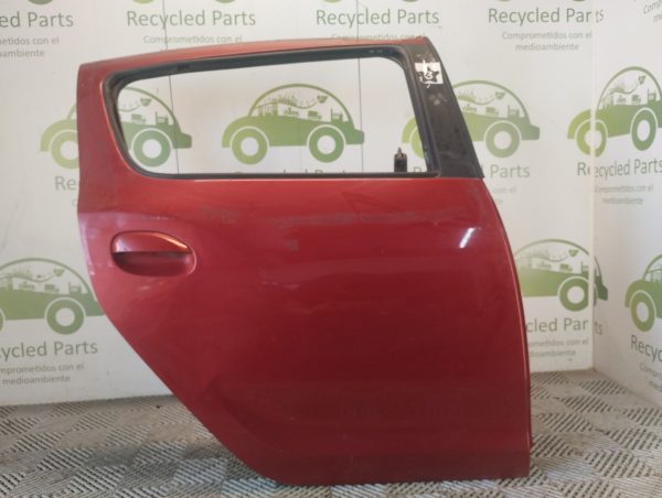 Puerta Trasera Derecha Renault Sandero Ln (05144388)