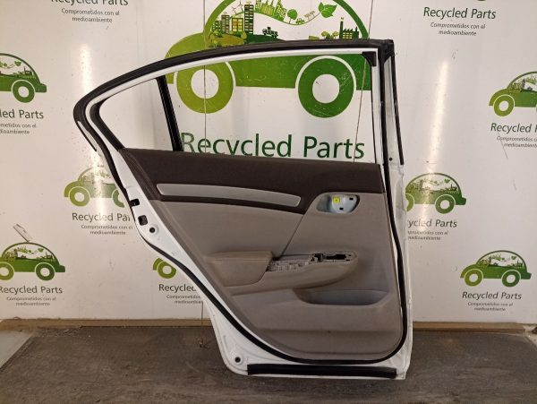 Puerta Trasera Izquierda Honda Civic 9na (04290521) Lp