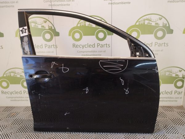 Puerta Delantera Derecha Vw Vento Lv (05235678)