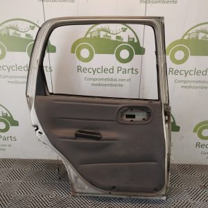 Puerta Trasera Izquierda Chevrolet Corsa (05503189)