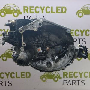 Caja De Velocidades Peugeot 208 1.5 8v (04410975) Lp
