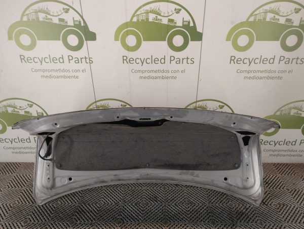 Tapa De Baul Toyota Corolla G10 (06156560)