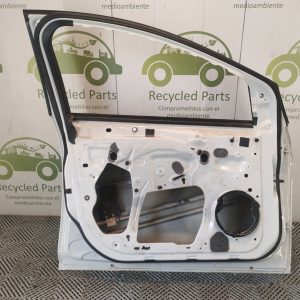 Puerta Delantera Izquierda Ford Focus F3 (05979058)