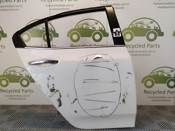 Puerta Trasera Derecha Honda City (04431039)