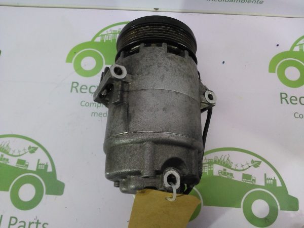 Compresor De Aire Acondicionado Vw Fox 1.6 (03852891)