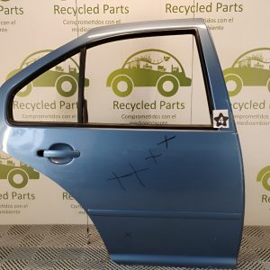 Puerta Trasera Derecha Vw Bora (04673322)