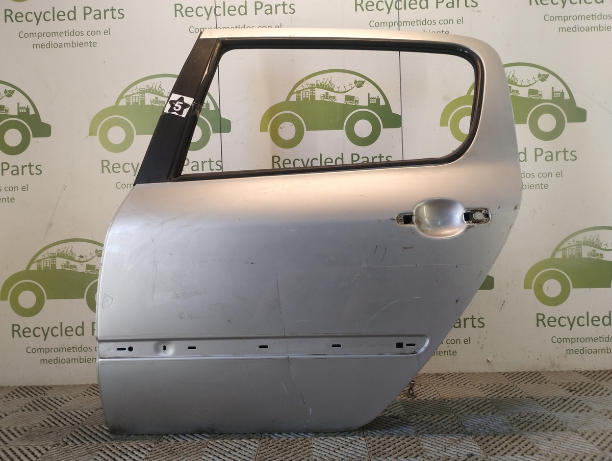 Puerta Trasera Izquierda Peugeot 307 (06060114)