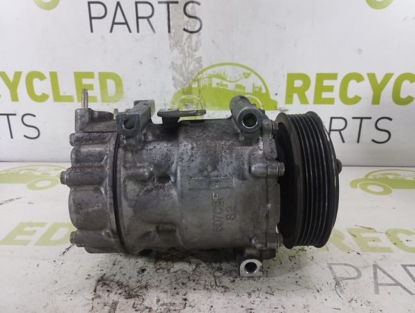 Compresor De A/a Peugeot 308 1.6 (06135854)