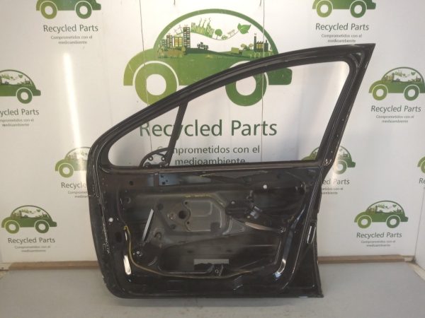 Puerta Delantera Derecha Peugeot 307 (03892317)