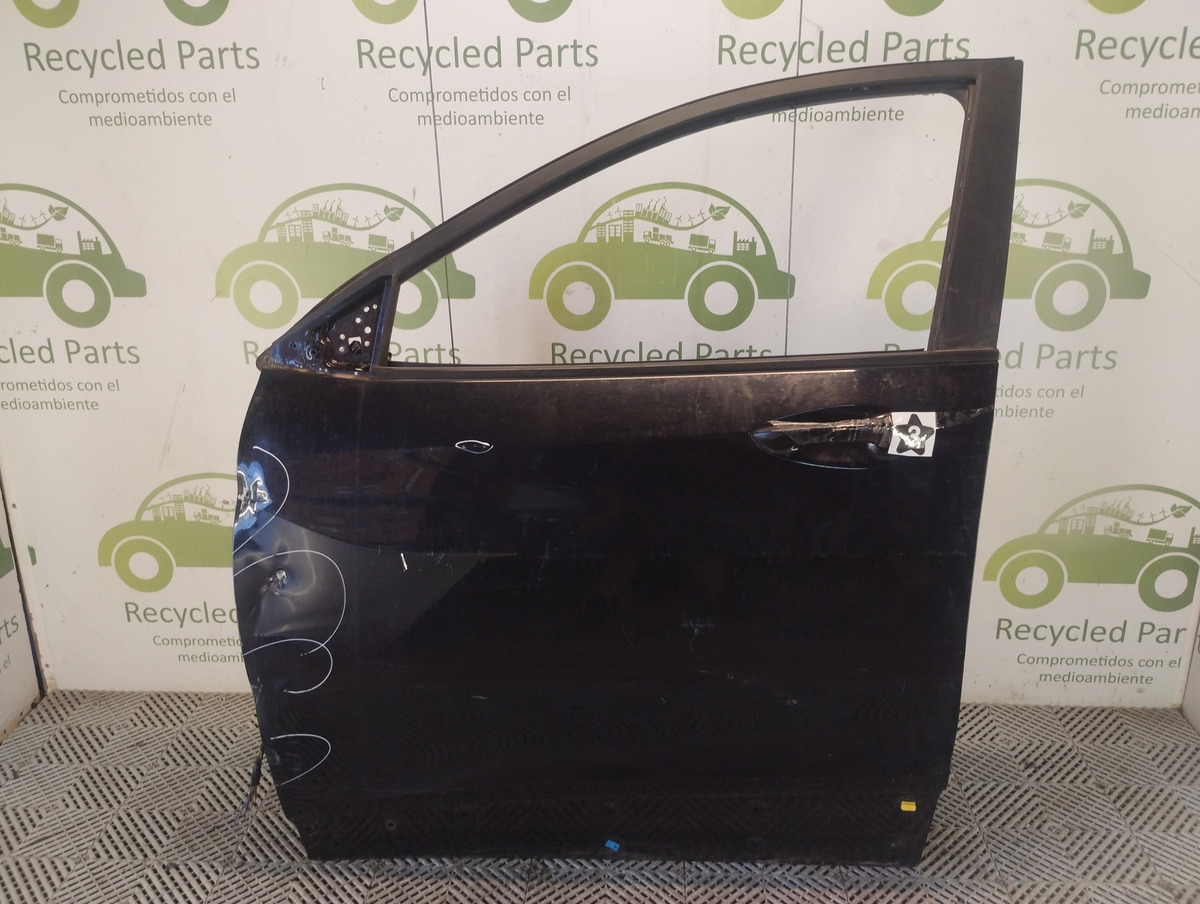 Puerta Delantera Izquierda Chevrolet Tracker Ln (05325969)