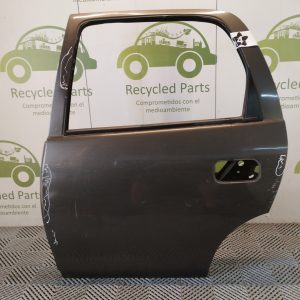 Puerta Trasera Izquierda Chevrolet Corsa (05237392)