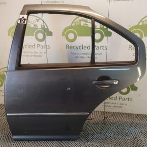 Puerta Trasera Izquierda Vw Bora (05975395)